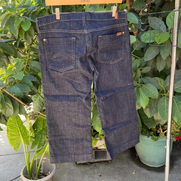 7 for all mankind cropped capri jeans dark wash - Picture 2 of 3